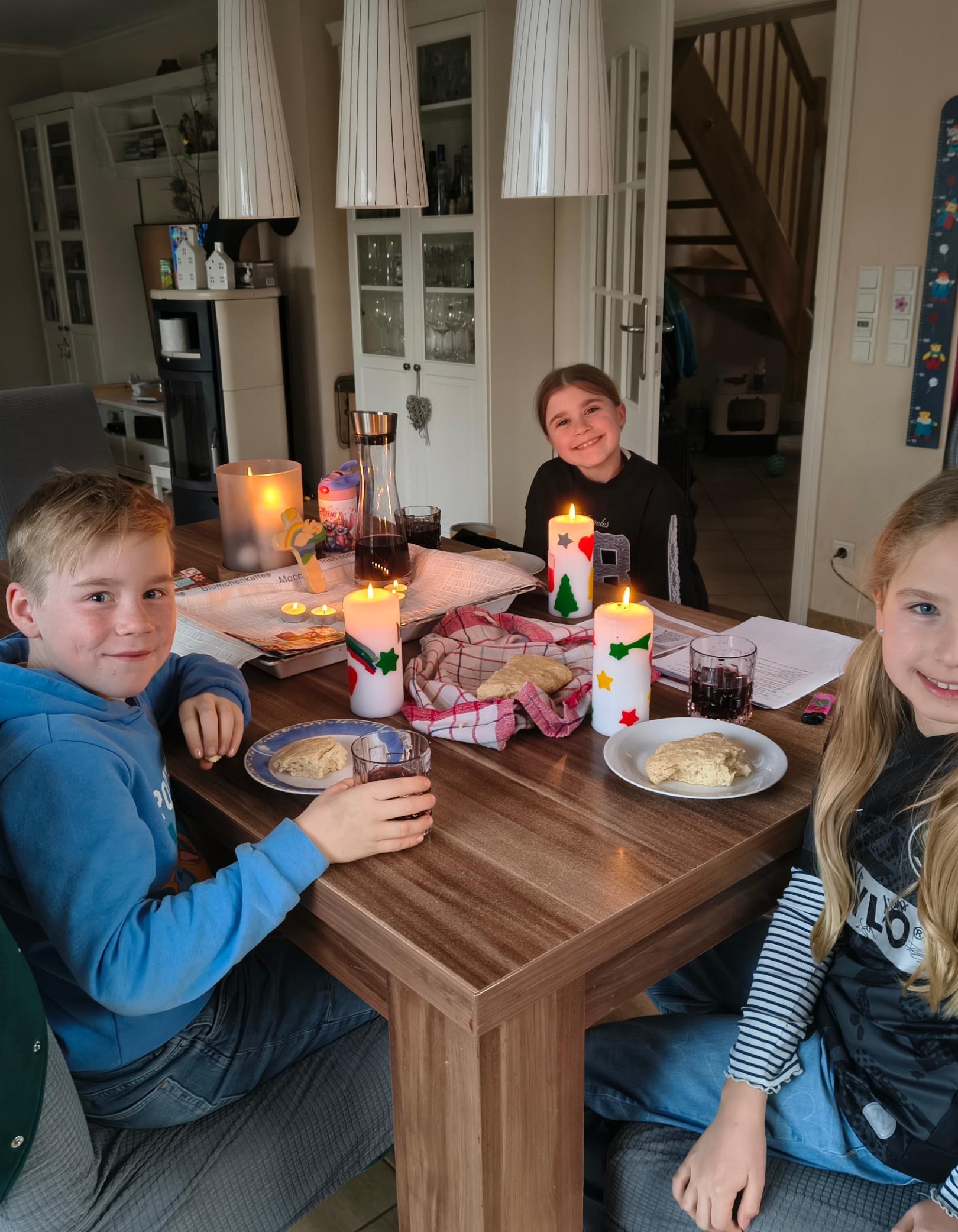 Jesus feiert mit seinen Freunden das letzte Abendmahl II