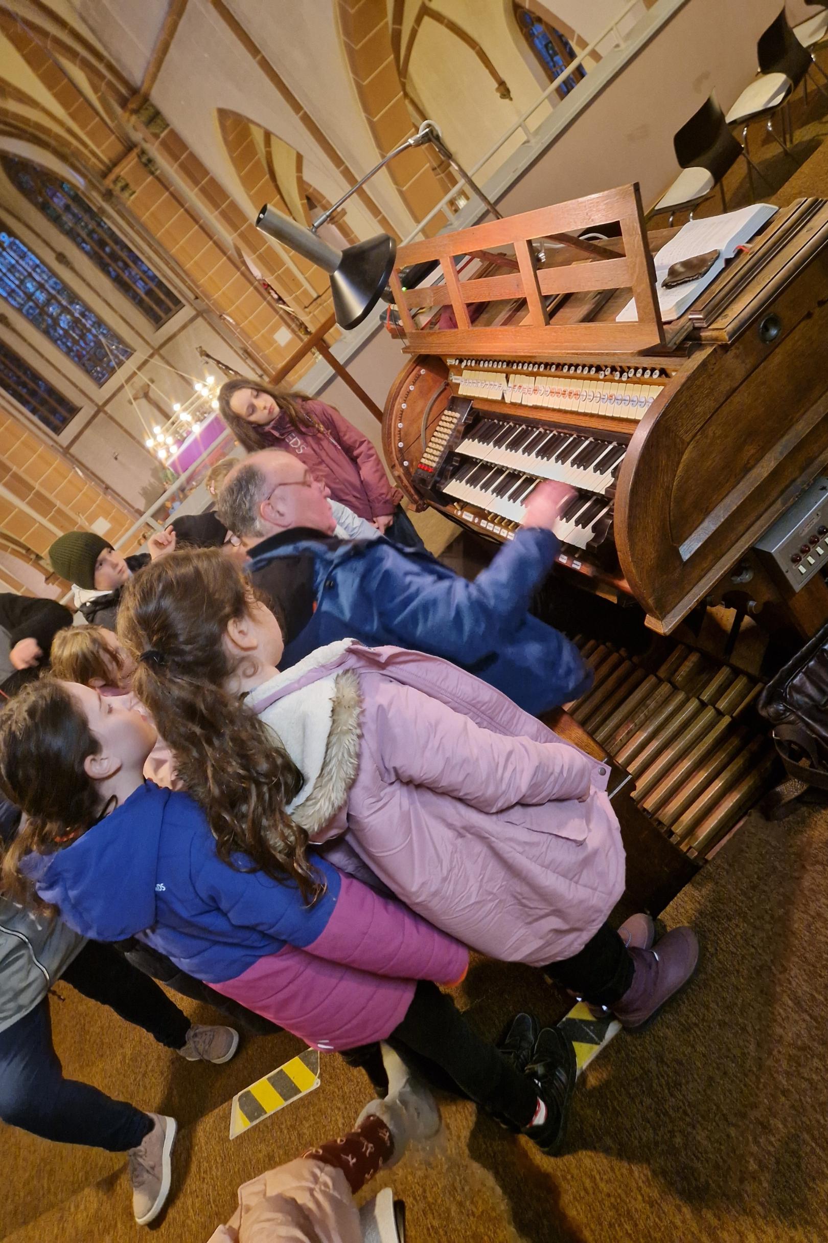 Stationen gang durch die Kirche I